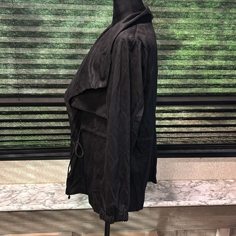 SHEIN Curve Women’s Black Waterfall Collar‎ Drawstring Waist Jacket 1XL NWT - Picture 8 of 10